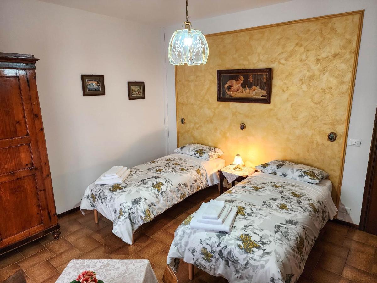Gold B&B Ravarino 外观 照片